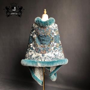 Scialle in <span class=keywords><strong>Cashmere</strong></span> stile moda stile scialle con pelliccia vera pelliccia blu volpe rifinitura mantello scialle di <span class=keywords><strong>seta</strong></span> - Product Image 4