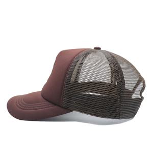 Gorra Trucker Personalizada OEM de 5 Paneles con Estampado de Espuma y Bordado, Visera Curva, Estilo Hip Hop, Malla Transpirable para Exteriores - Product Image 3