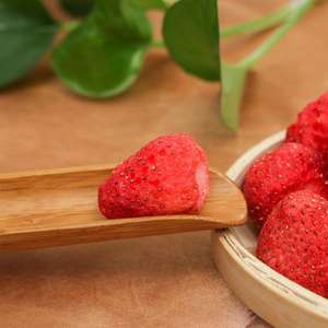 Хрустящая и вкусная замороженная Сушеная Клубника как натуральная фруктовая закуска - Product Image 5