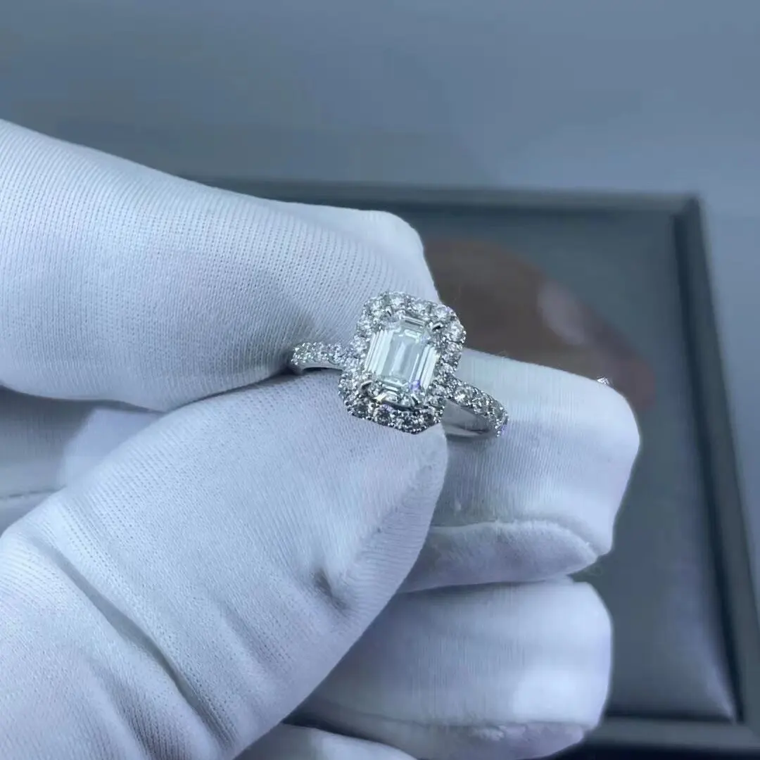 Gioielli personalizzati di lusso Forever Love anello di fidanzamento anello di diamanti certificato GIA smeraldo naturale in oro bianco 18 carati