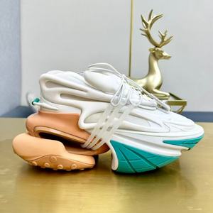 Zapatillas Deportivas de Lujo de Diseñador de Alta Calidad para Mujer, Cómodas Zapatillas Unisex Estilo Nave Espacial, Zapatillas Casuales para Hombre, Tendencia de Moda para Caminar - Product Image 1