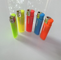 Dongyi ISO9994 cigarette plastique feu électronique logo personnalisé poche bon marché rechargeable portable briquet DY-062
