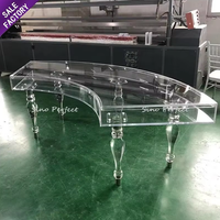 Großhandel Preisgünstiger Bogenförmiger Bankett-Event-Tisch aus Kristallklarem Acryl für Hochzeiten