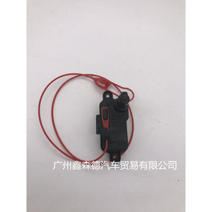 ตัวล็อคฝาถังน้ำมันออดี้ 4L0 862 153 D สำหรับออดี้ Q7 A6LC7 ระบบล็อคกลาง - Product Image 3