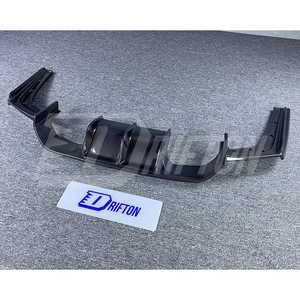 Diffuseur arrière en fibre de carbone de style VST pour M3 M4 F80 F82 F83 2014-2020 - Product Image 2