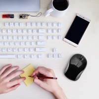 Souris sans fil Shenzhen Mini LED rétroéclairée 2,4 GHz avec récepteur USB Gamer 1600 DPI pour ordinateur PC portable en stock
