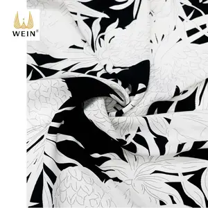 WI-D1201 Monochrome imprime noir et blanc ananas motif anti-rides sergé satin tissu pour manteau