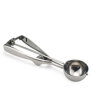 Boules à crème glacée en acier inoxydable, 2 pièces, à dégagement rapide, avec déclencheur - Product Image 1
