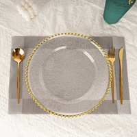 Assiettes de présentation de luxe en plastique doré perlé de 13 pouces pour mariage et fête, modernes, en acrylique transparent, durables, non toxiques, style européen, vente en gros