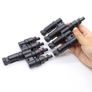 Connettore solare IP67 T4 FFF/<span class=keywords><strong>M</strong></span>/<span class=keywords><strong>M</strong></span>/FFF parallelo 4/1 femmina maschio 1/4 T Y ramo filo fotovoltaico per applicazioni di alimentazione - Product Image 2