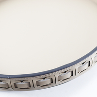 Ensemble de plateaux ronds en cuir à bords tissés, design moderne et luxueux, beige, accessoires décoratifs pour la maison, projets hôteliers, vente en gros