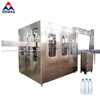 Ligne de production complète de remplissage et d'embouteillage d'eau en bouteilles plastiques, capacité 5000 BPH, pour bouteilles de 2 L