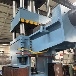 Macchina per Pressofusione a <span class=keywords><strong>Camera</strong></span> Fredda Verticale da 200T per Formatura in Un Solo Passaggio di Rotori e Statori di Motori - Product Image 4