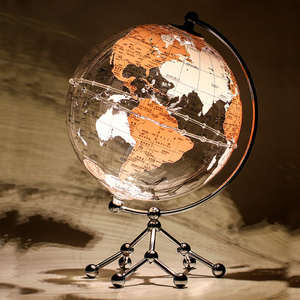 Globe terrestre rotund de 20 cm en métal de luxe avec lumière chaude lumineuse pour la décoration intérieure du salon, du bureau et de la maison Xuan - Product Image 1