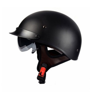 Casques de moto et de scooter légers rétro en ABS toutes saisons pour hommes et femmes, neufs, directement de l'usine - Product Image 1