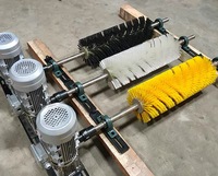 Brosse industrielle en nylon résistante à l'usure pour nettoyeur de bande transporteuse à rouleaux électriques, longue durée de vie, réduit le transfert de matériaux en arrière.