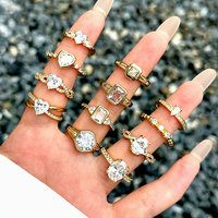 CH-LHR02259 Filigraner Vergoldeter Ring mit Klaren Zirkonia-Blumen, Verstellbarer Damenring mit Klaren Zirkonia, Großhandel Damenschmuck