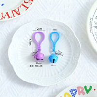 Vente en gros usine : Porte-clés clochette coloré avec mousqueton en plastique pour pendentif de sac, accessoires de breloques pour porte-clés DIY et décoration