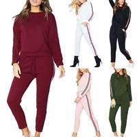 Setelan Olahraga Wanita Musim Dingin Warna Kustom Terlaris Grosir Ukuran Besar Bahan Lembut Hoodie dan Celana Polos