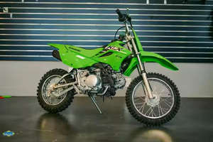 Meilleures ventes en gros 2024-2025 <span class=keywords><strong>Kawasaki</strong></span> KLX110R Mini Moto Tout-Terrain 112cc 4 Temps pour Jeunes |   Vélo de <span class=keywords><strong>Trail</strong></span> OEM pour le Marché Mondial - Product Image 4