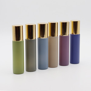 Bouteilles en verre cylindriques mates de 5 ml pour parfum et huiles essentielles, réutilisables, vertes, bleues, violettes, grises, avec applicateur roll-on luxueux – Vente en gros - Product Image 5