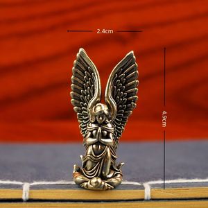 Statue d'ange vintage en laiton artisanal, figurine de gardien en métal électroplaqué pour la décoration intérieure et les objets de collection - Product Image 4
