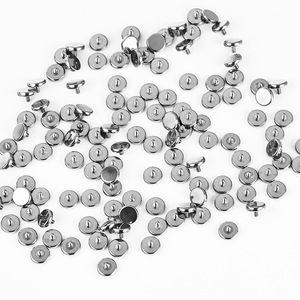 Embouts de vis filetés à tête plate en acier inoxydable 316L |   Accessoires de remplacement hypoallergéniques pour bijoux de piercing corporel - Product Image 1