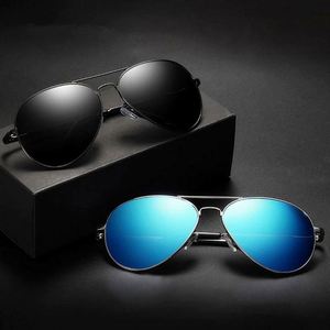 Gafas de Sol Polarizadas con Marco Metálico de Moda, Logotipo Personalizado, Gran Venta, Protección UV400, Gafas de Sol para Conducir, para Hombre y Mujer - Product Image 2