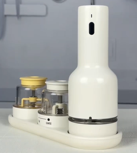 Nuevo Juego de Molinillos de <span class=keywords><strong>Sal</strong></span> y Pimienta Eléctricos Automáticos Recargables por USB de Acero Inoxidable Ajustables para Cocina con 2 Cápsulas de Cambio Rápido - Product Image 4