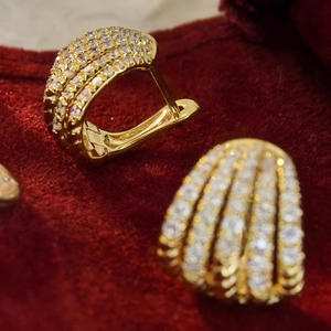 Orecchini di Diamanti E3172 in Oro Giallo, Taglio Brillante Rotondo, Gioielli di Lusso da Donna per Feste - Product Image 5