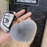 Pom Pom coeur porte-clés porte-clés doux en peluche charme porte-clés coloré fausse fourrure pompons moelleux porte-clés pompon boule pour femmes filles