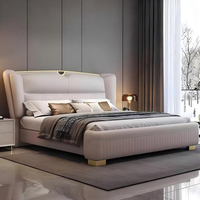 Cadre de lit rembourré de luxe moderne pour chambre à coucher Lit double haut de gamme avec tête de lit rembourrée douce