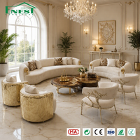 Canapé sculptural en velours de luxe, canapé bouclé incurvé avec base en laiton doré pour mobilier de villa, service de personnalisation complet