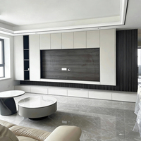 Mueble de TV a medida para pared completa, almacenamiento oculto, ecológico