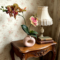 Vente en gros usine de fleurs artificielles réalistes au toucher, orchidées papillon, arrangements floraux pour décorations de maison et cadeaux de mariage