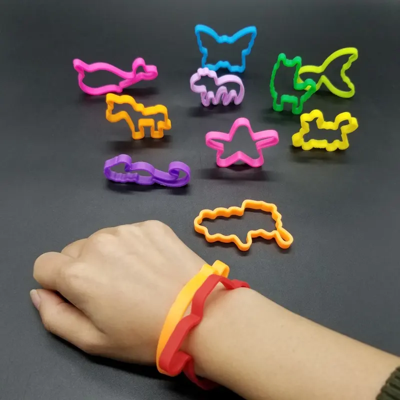 Hot Selling Item 6pcs Assorted Designs Pack 50mm Capsule Toys Animal Bracelet Different Shape Bracelets Toy Silly Bands Toy