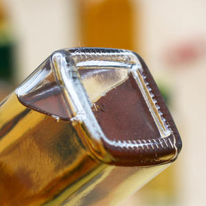 Customize 100ml-1000ml Tinted Glass <b>Bottles</b> for Vinegar <b>Light</b> Green Olive Oil Square Shape with Cork Sealing - Product Image 5