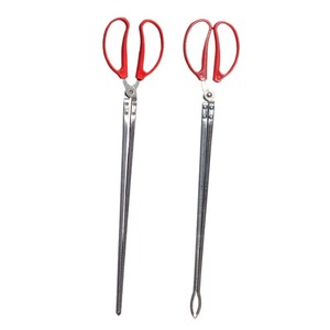 Pinzas para basura de acero inoxidable con mango rojo, herramienta de recogida de largo alcance para trabajadores de saneamiento y gestión de residuos - Product Image 1