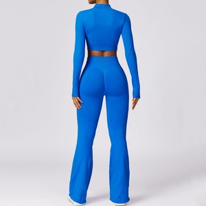 Vrouwen Compressie Stretchy Naadloze Scrunch Rug Flare Broek En Jas Set - Product Image 2