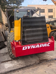 Équipement de construction d'occasion Dynapac : Rouleaux compresseurs CA25D, CA301D, CA30D, et Dynapac CC211, CA251D - Product Image 2