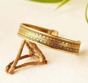 Bracelets traditionnels faits à la main en résine écologique pour femmes, bijoux de fête de mariage - Product Image 1