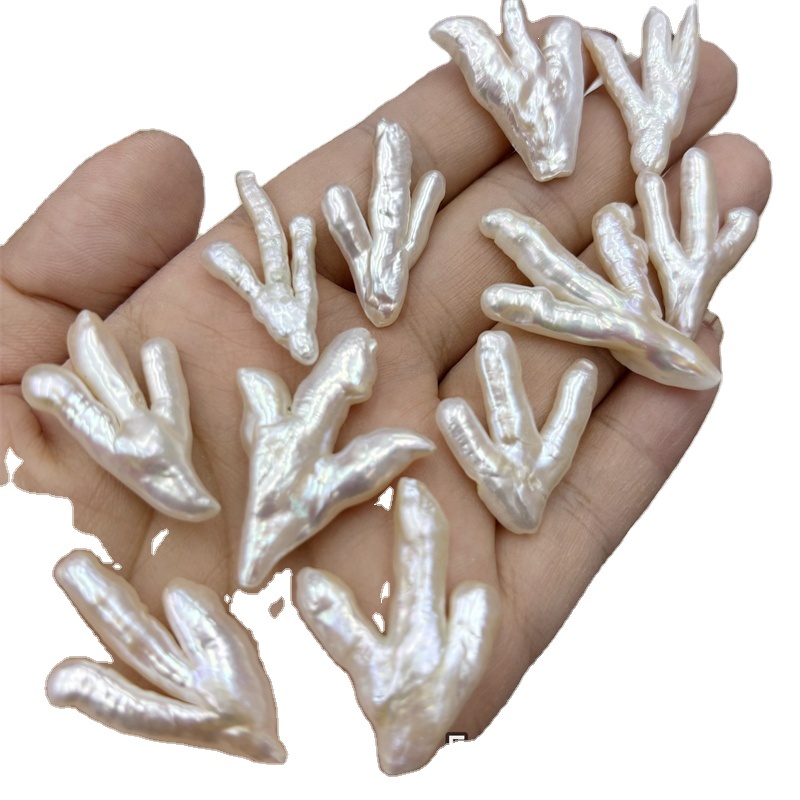 Natural Freshwater Chicken Feet Pearl Earrings