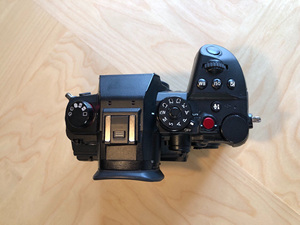 กล้อง Lumixs GH6 ของแท้แบบขายส่ง ตัวกล้องไมโครโฟร์ธีดส์ กล้องมิเรอร์เลส - Product Image 3