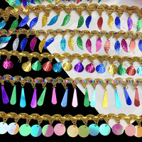 Vente chaude doré luxe paillettes feuille forme frange dentelle garniture paillettes lacets tissu pour femmes accessoires de danse latine
