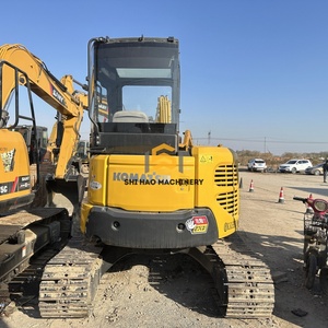 Excavatrice sur chenilles Komatsu PC40 de 4 tonnes pour usage agricole et domestique avec moteur, pompe et boîte de vitesses - Product Image 4