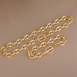 Ensemble <span class=keywords><strong>de</strong></span> Bijoux Tendance en Acier Inoxydable Plaqué Or 18K: Collier et Bracelet à Maillons Grains <span class=keywords><strong>de</strong></span> <span class=keywords><strong>Café</strong></span> Creux Irréguliers - Product Image 3