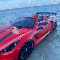 CARACTÉRISTIQUE RAPIDE ET EXLCUSIVE WATER SPORT Jet Car Avec Moteur 115HP