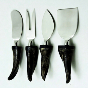 Juego de quesos de nuevo estilo en venta, de la mejor calidad, pulido a mano con mango de cuerno negro, para uso en hoteles, hogares y restaurantes. - Product Image 1