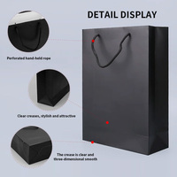 Bolsa de papel ecológica de cartón blanco con logotipo personalizado en cinta de lazo para embalaje de regalo en múltiples ocasiones, como bodas, joyería, cosméticos.