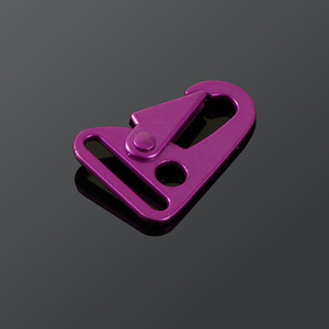 Mosquetón de metal de aleación con forma de pico de águila, rojo, para exteriores, para montañismo, gancho para correas de bolsos, llavero de seguridad para mascotas - Product Image 2